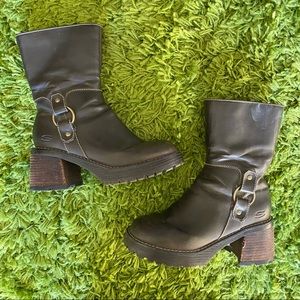 Skechers brown leather boots